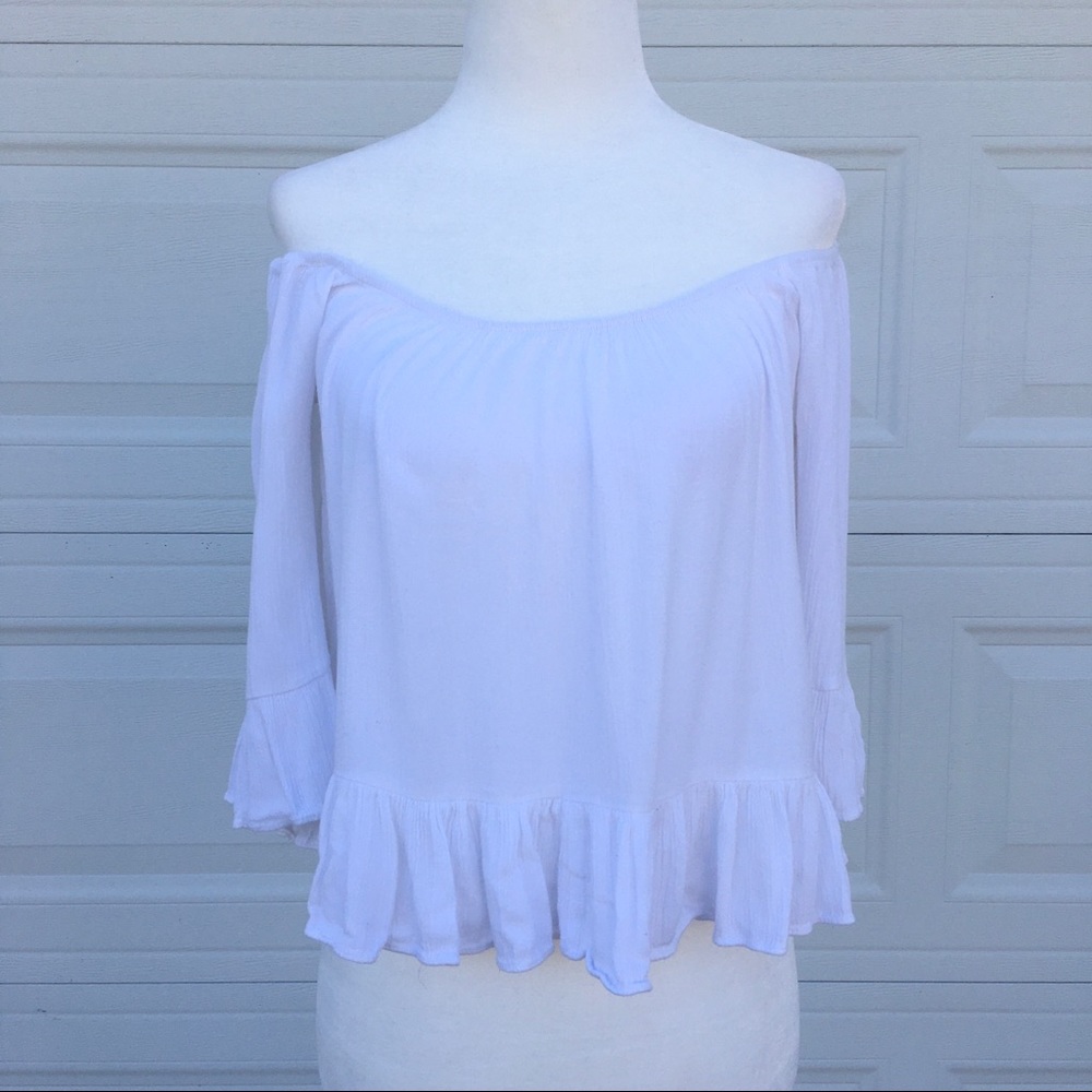 🤍 Ambiance Off the Shoulder Top 🤍